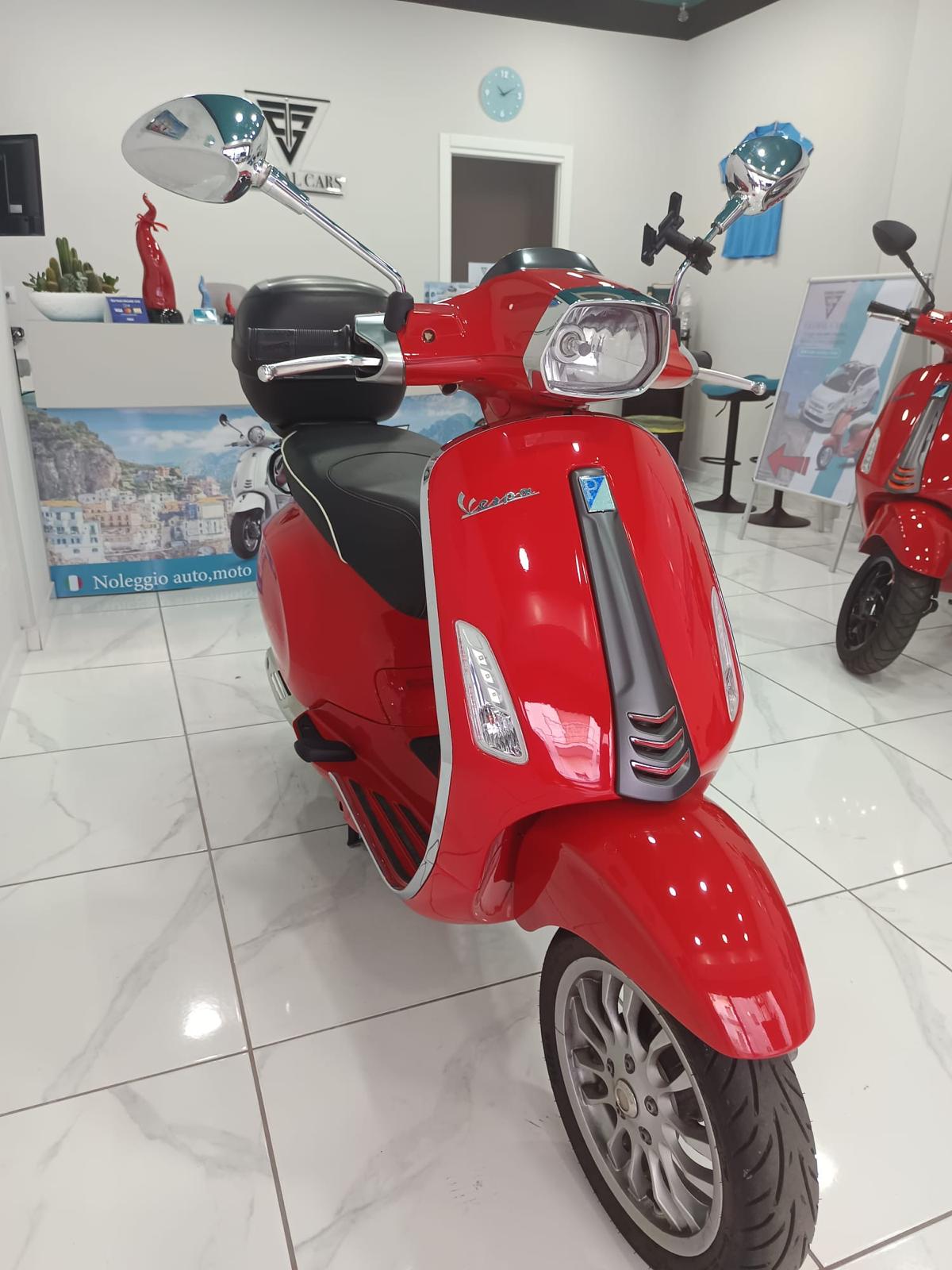Vespa Sprint 125 – TS GLOBAL CARS
