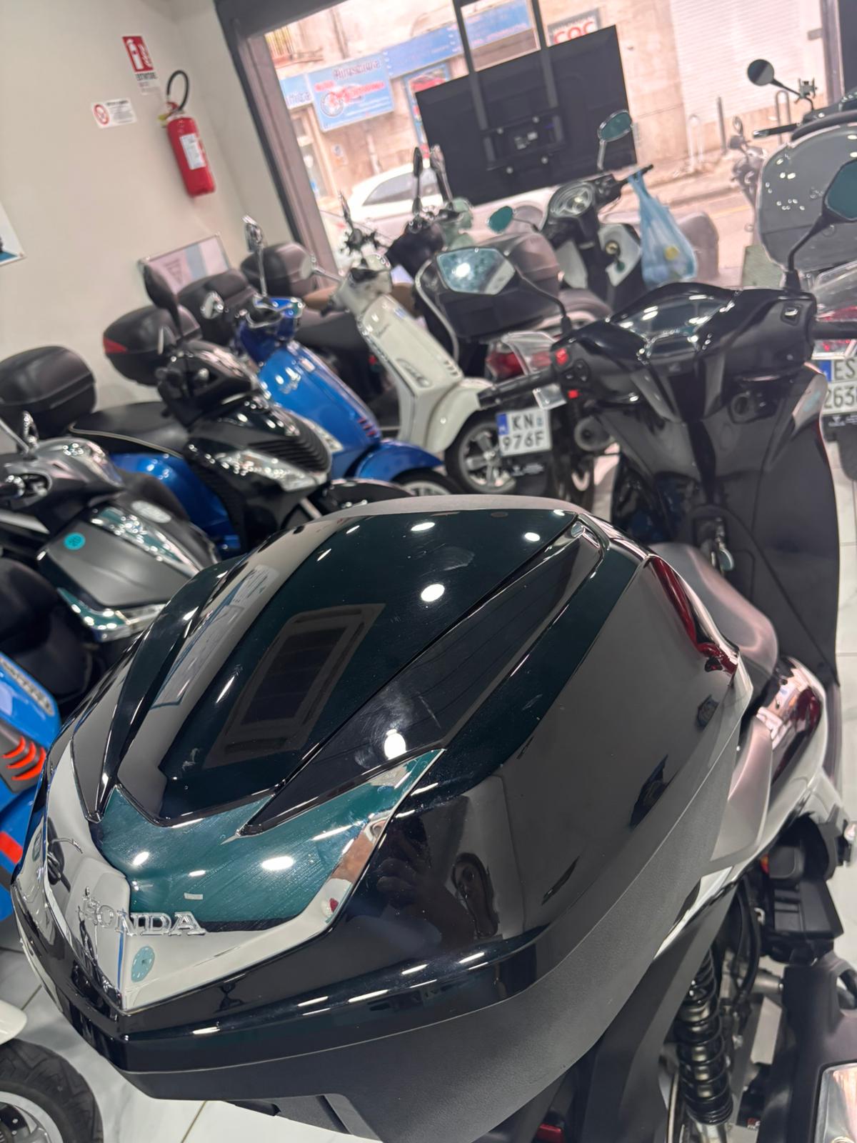 HONDA SH 125 SHINY