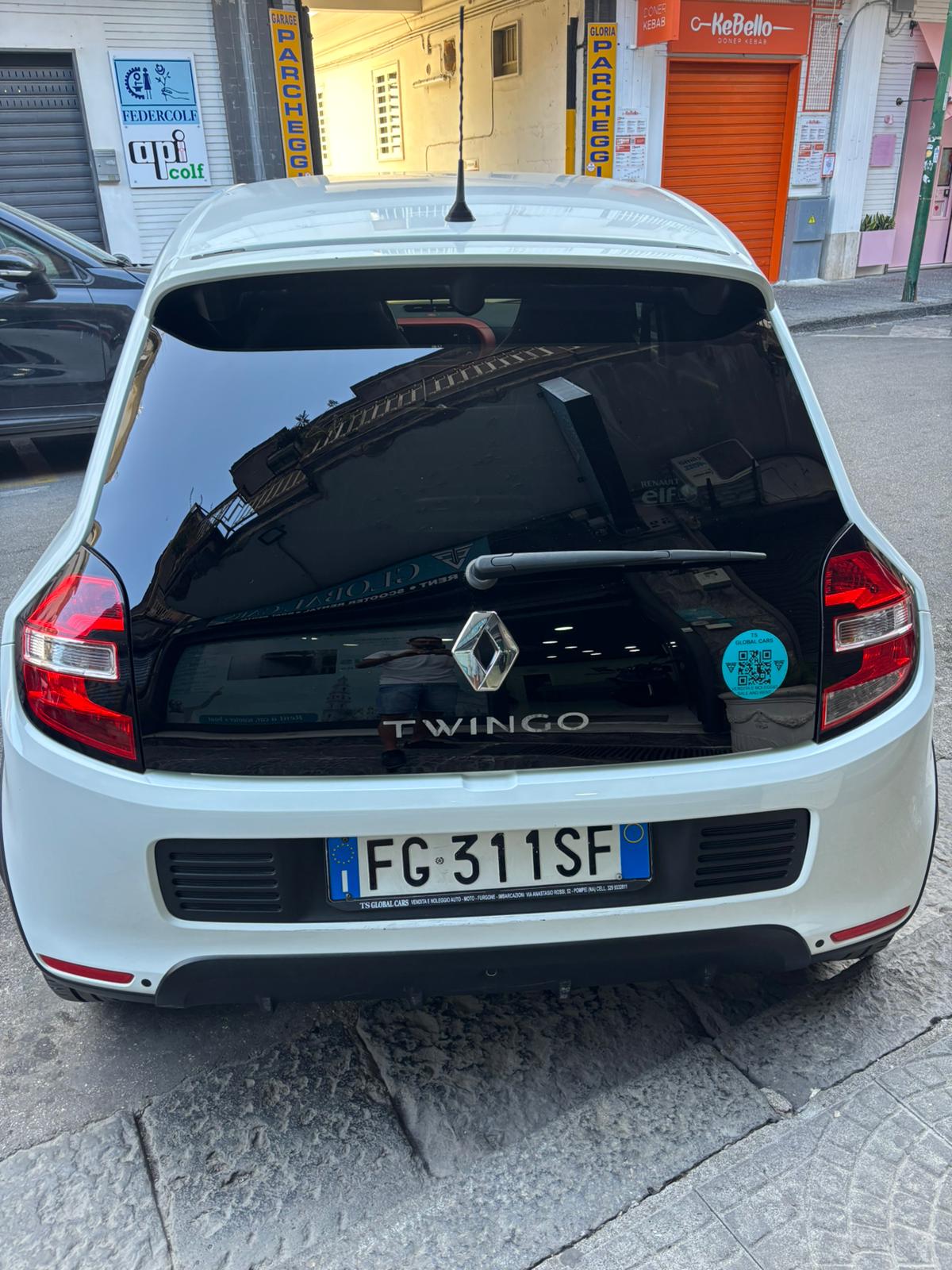 RENAULT TWINGO