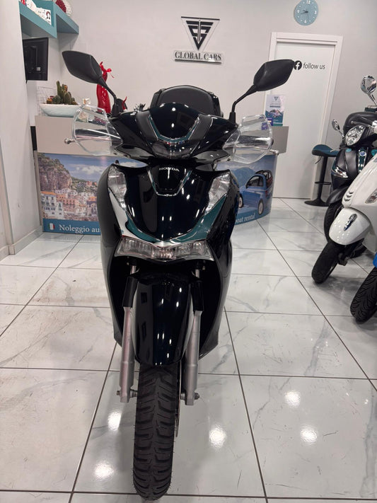 HONDA SH 125 SHINY