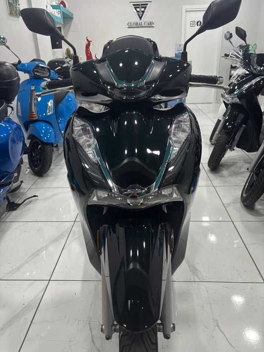 Honda sh 350