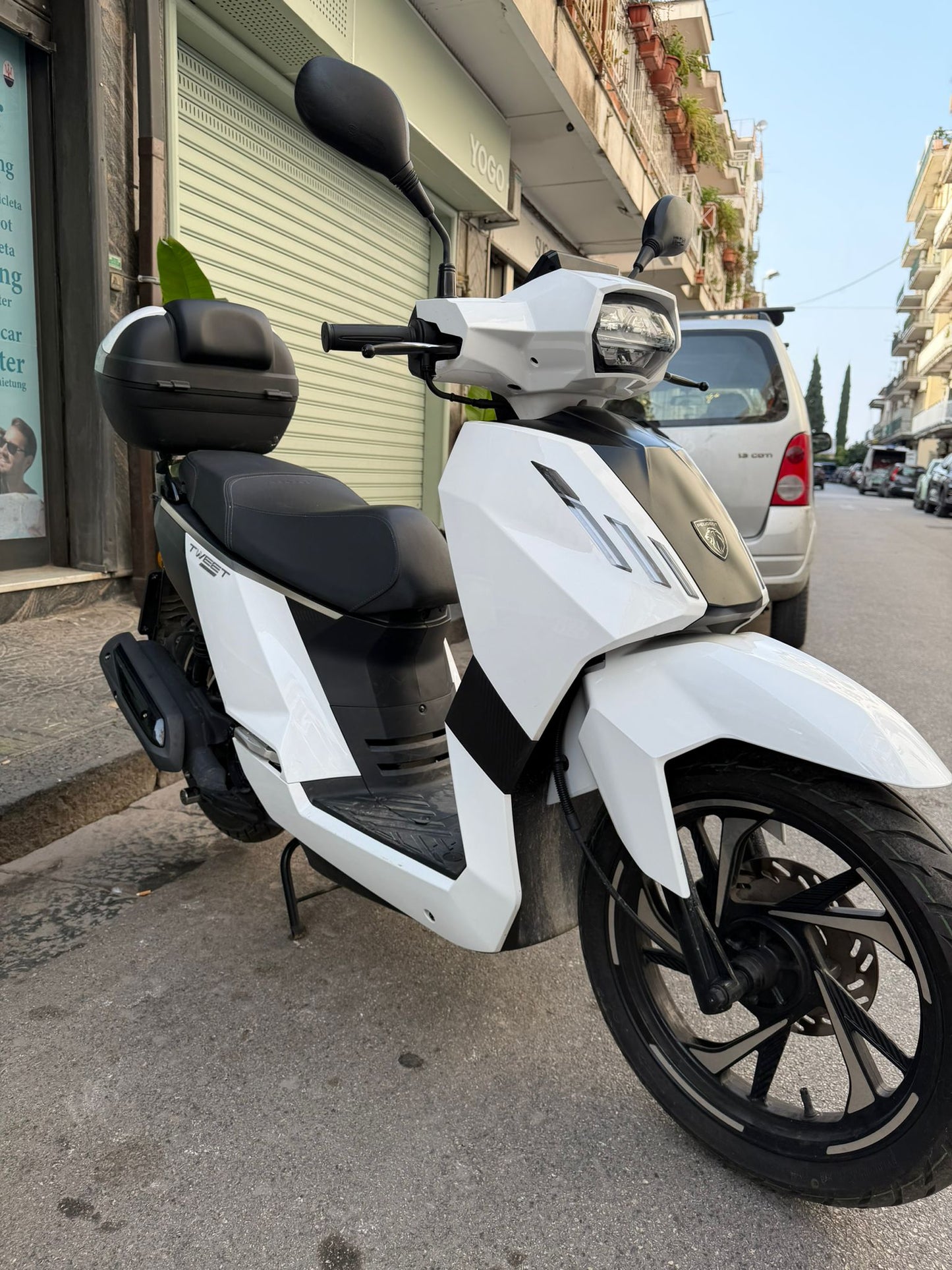 PEUGEOT TWEET 125