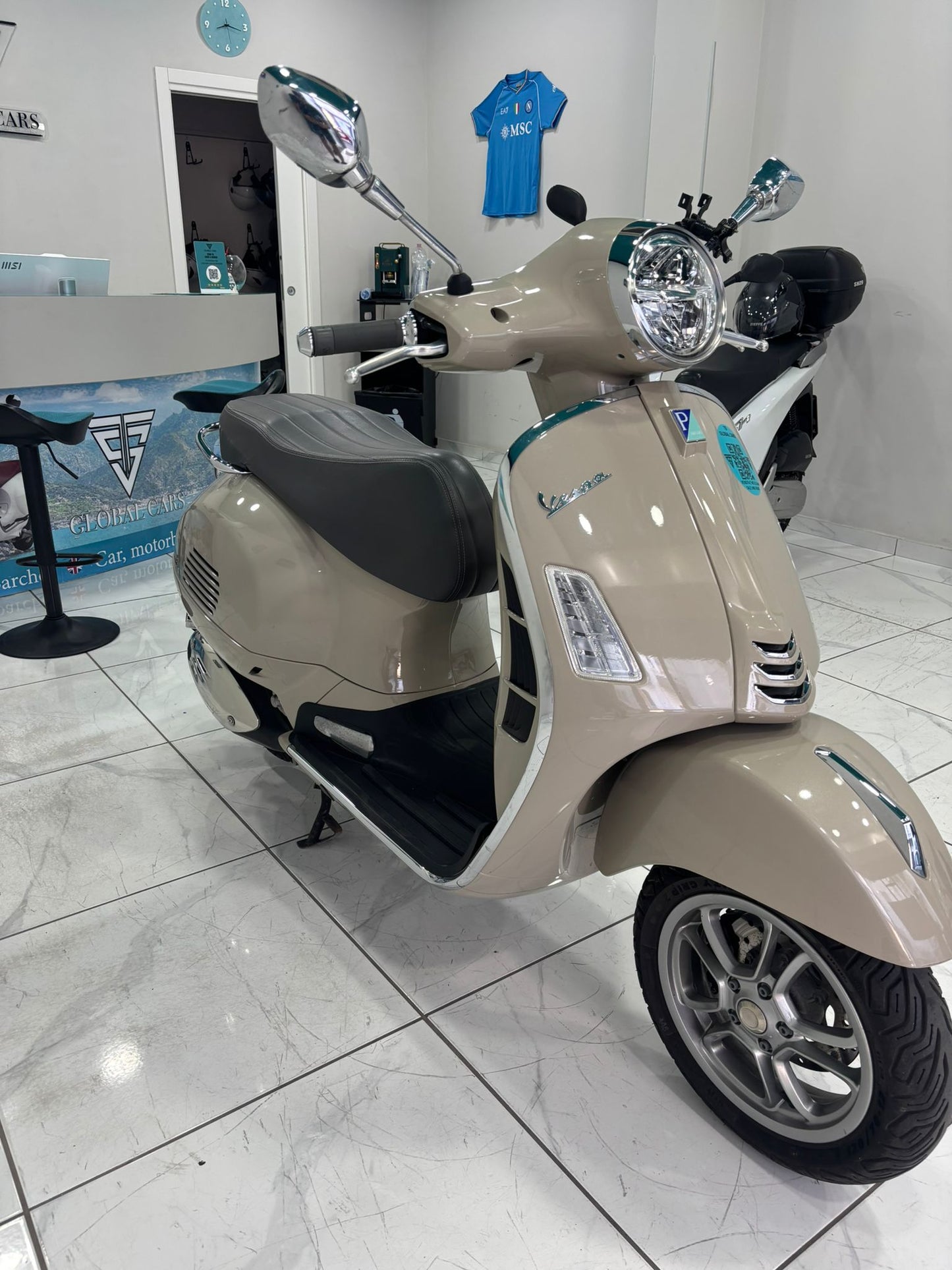 VESPA GTS 300